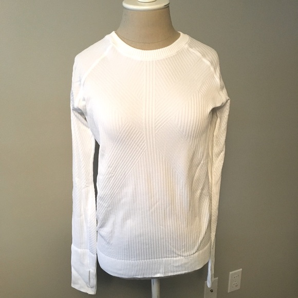 lululemon athletica Tops - Lululemon performance top